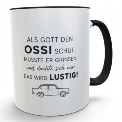 Ossi-Tasse mit Trabi – Als Gott den Ossi schuf 