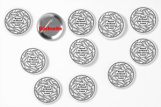 Set Demo-Ansteckbuttons: Hand in Hand für unser Land! 10 Buttons